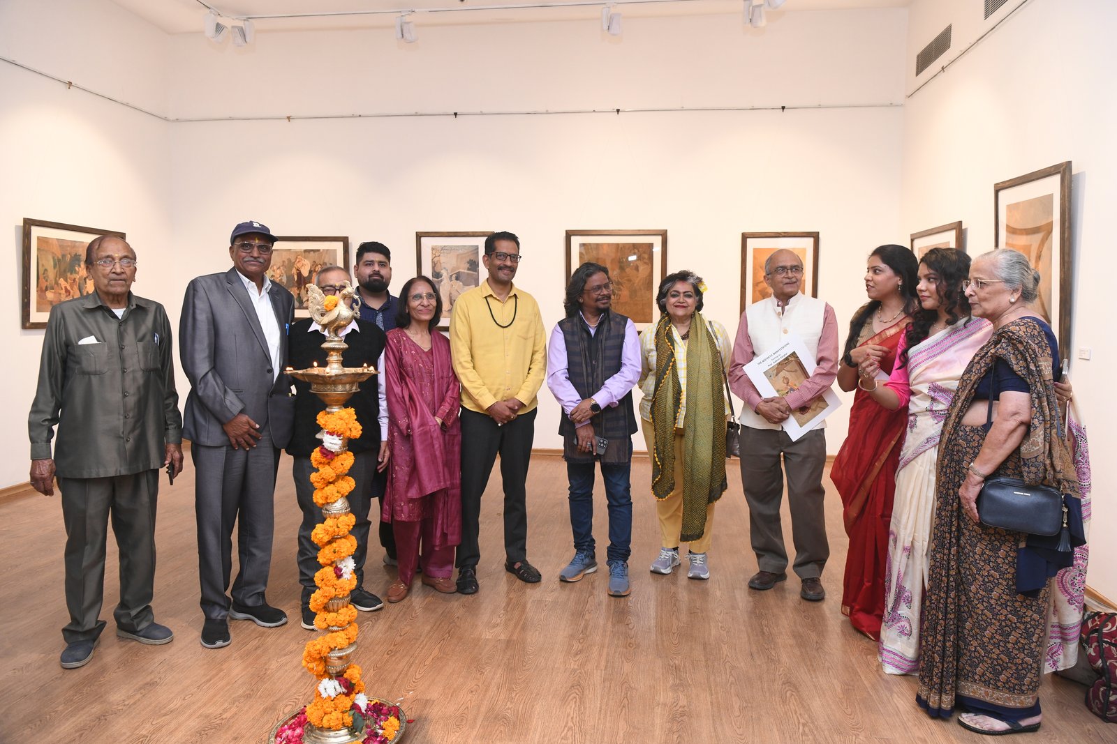 Prof. Sukhvir Sanghal's art exhibition museum on the wheels